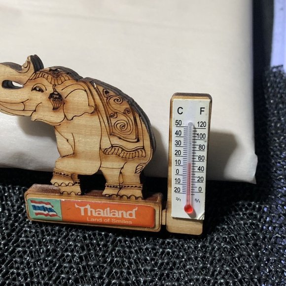 Vintage Thailand Handmade Wooden Elephant Thermometer Souvenir Land of Smiles - Picture 3 of 4